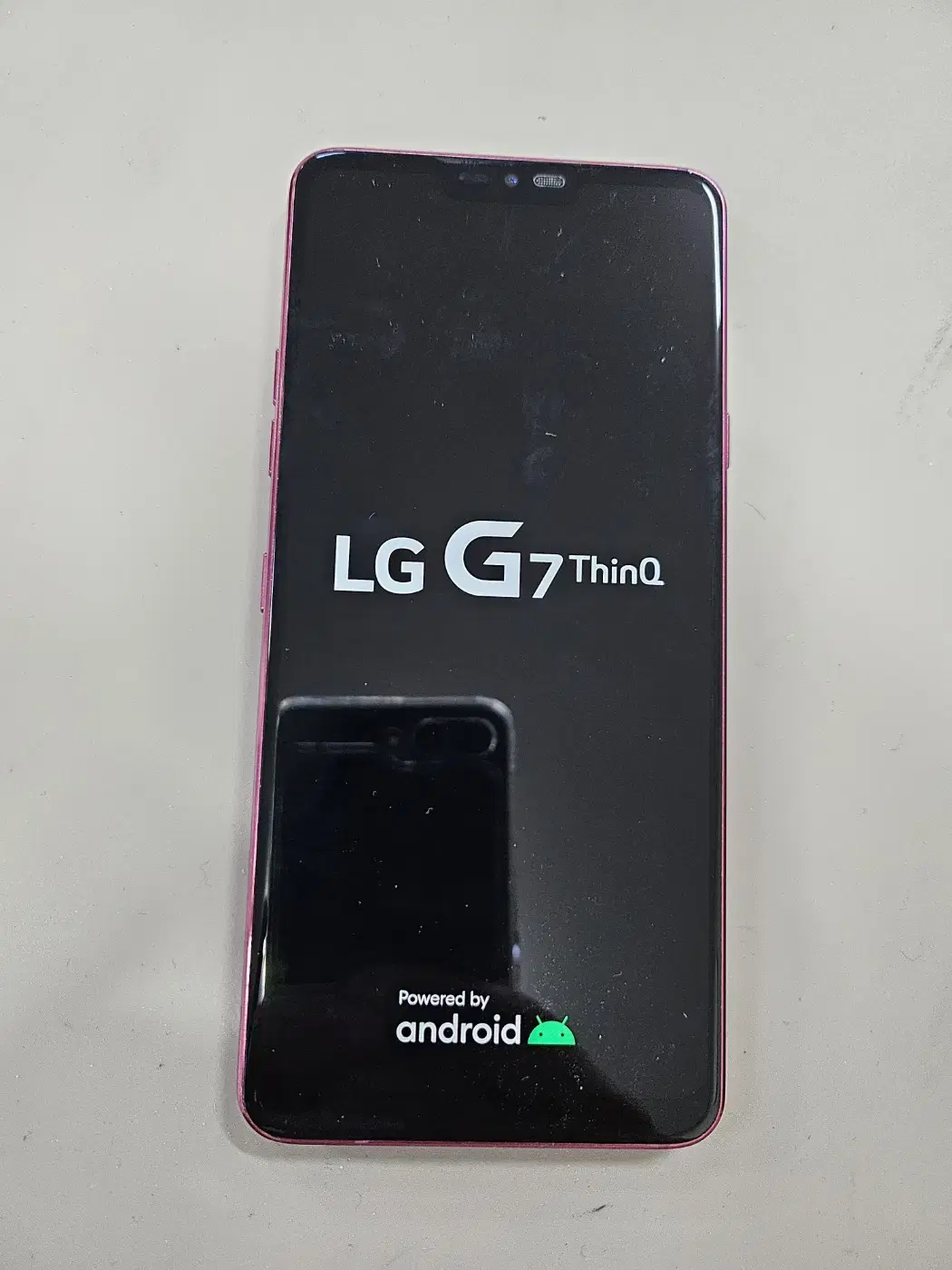 LG G7 ThinQ 64GB 와인 깨끗한 단말기 입니다.